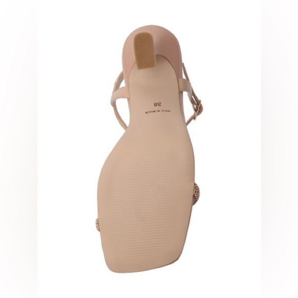 GUC. Brazilian Made Heeled Sandals. So stunningly elegant on pretty feet. 8M - Picture 4 of 15